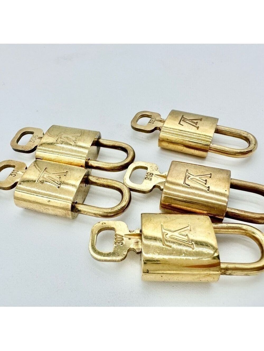 Louis Vuttion Lock And Key (ONLY ONE)